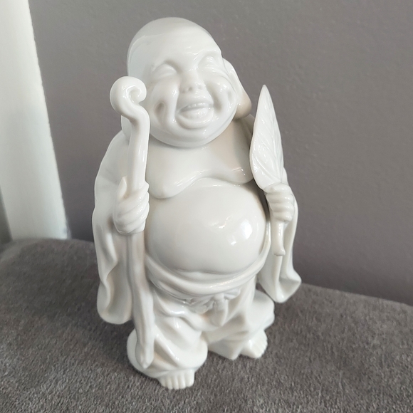 Traveling Buddha Figurine Statue Leaf Staff White Spiritual 6" Ceramic - Picture 1 of 8